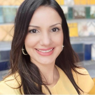 Vanessa Maria de Souza Fernandes Vieira